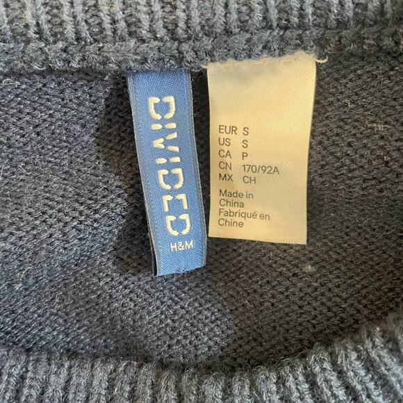 DIVIDED Christmas Women Sweater S Crew Neck Long Sleeve‎ Jingle Bell Novelty - Picture 3 of 8